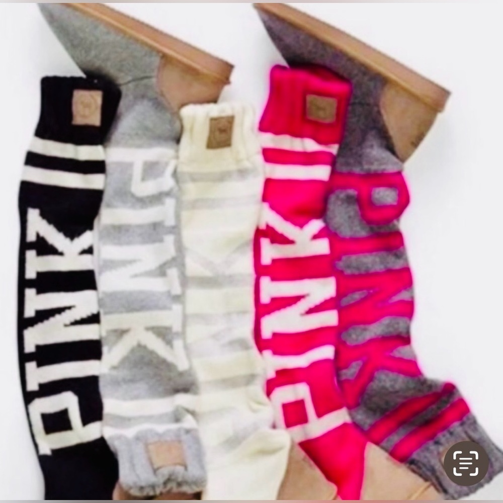💕VICTORIAS SECRET VINTAGE/RARE TALL KNIT MUKLUK STYLE SLIPPER SOCKS💕